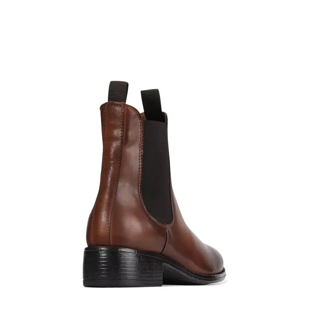 CELINA CHELSEA BOOT