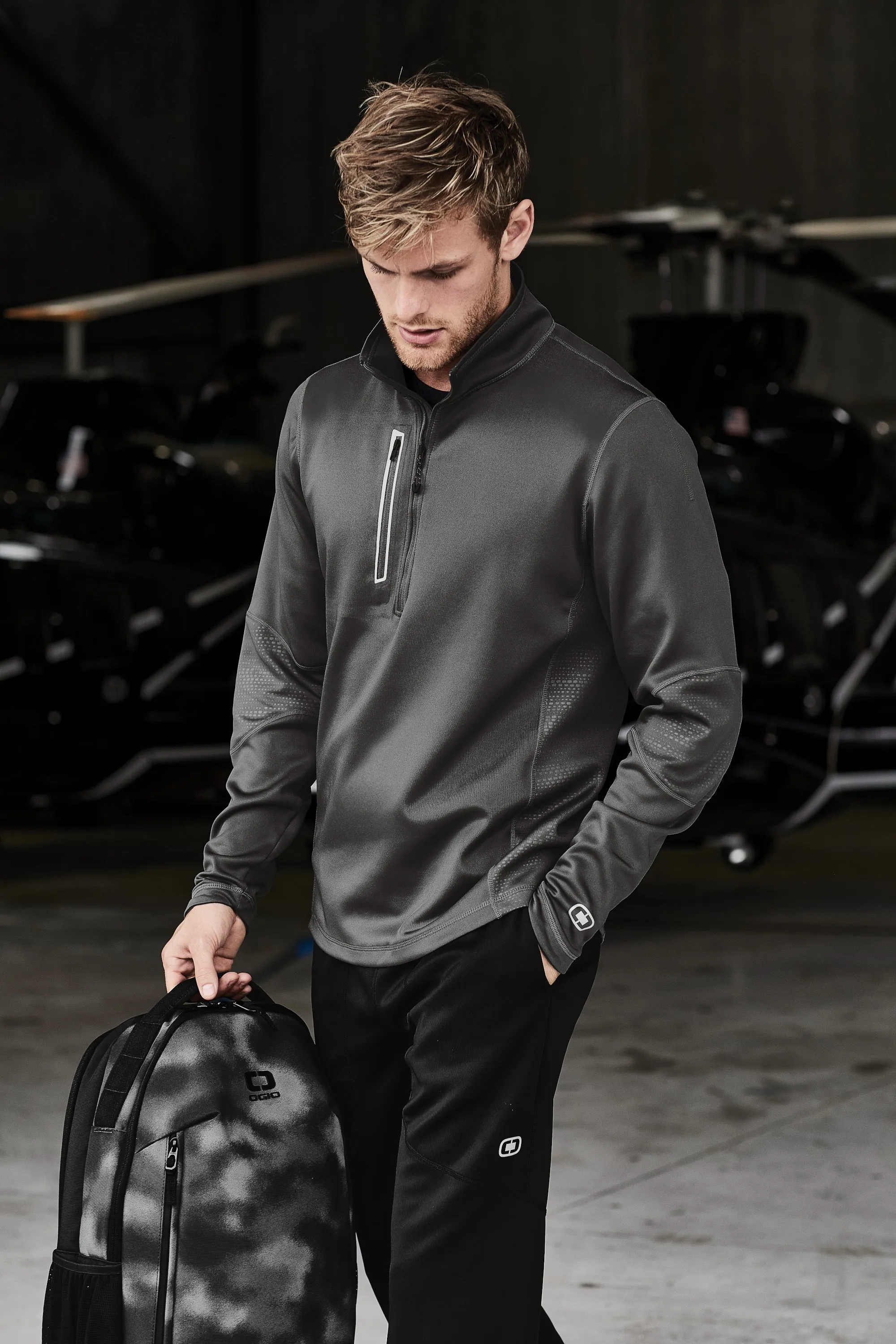 OGIO® ENDURANCE Fulcrum 1/4-Zip. OE701