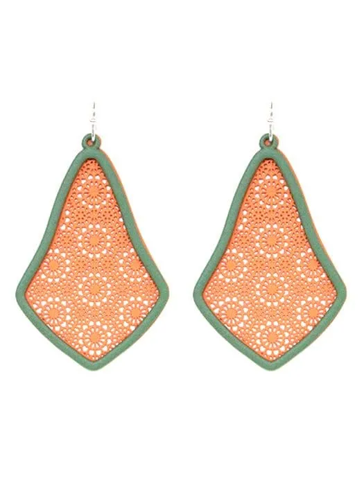 TE9576 Pointed Teardrop Cutout Earrings